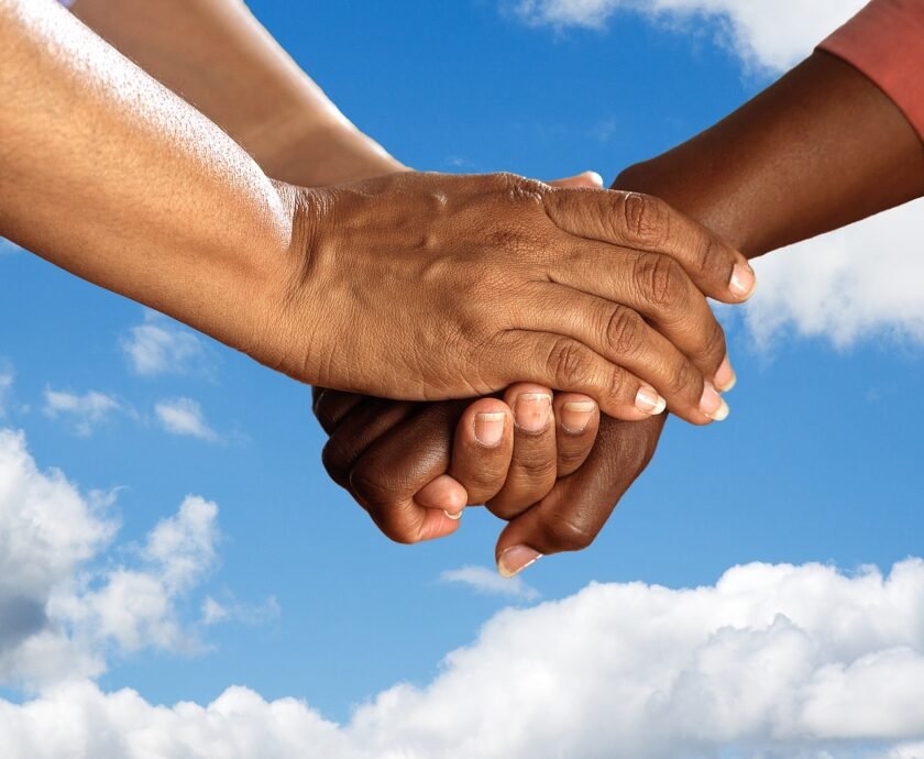 hands, joined, people-2374246.jpg